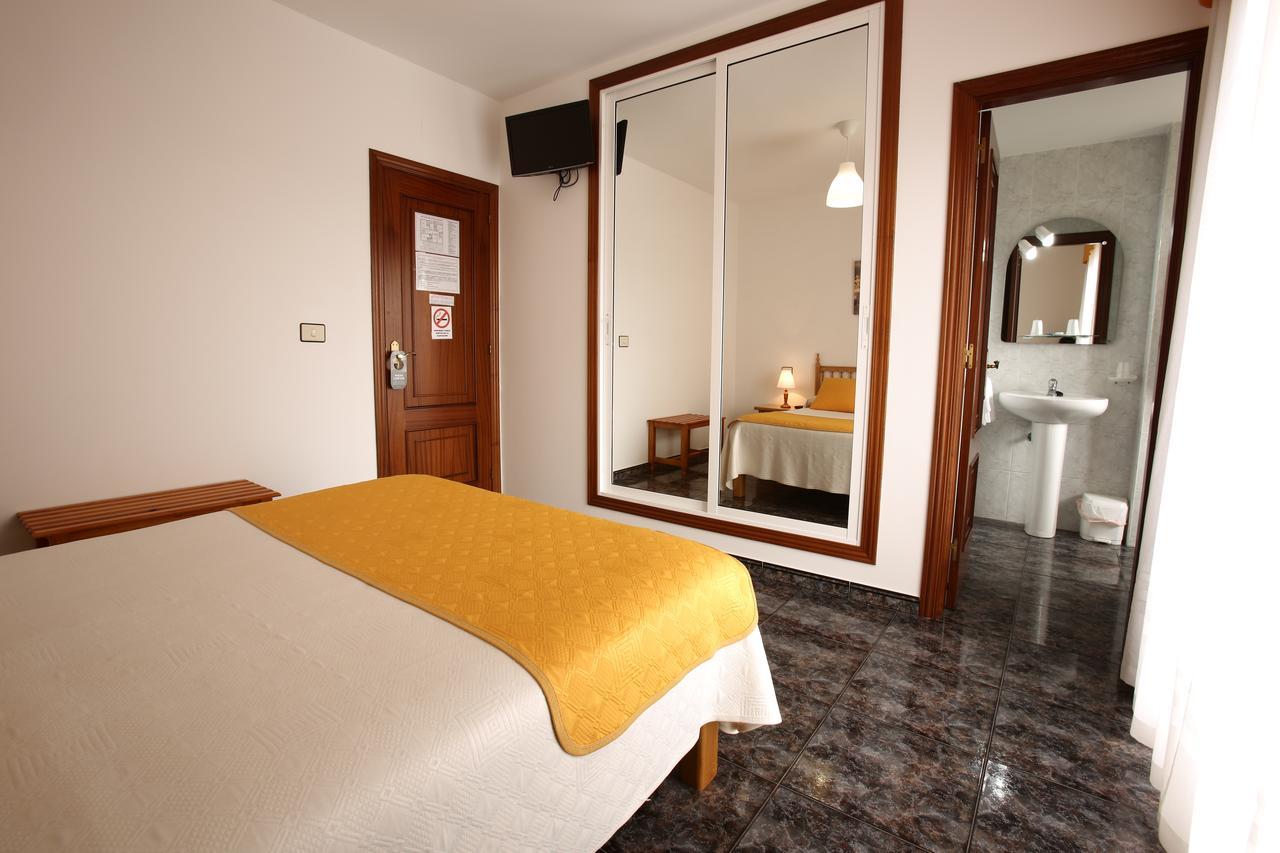 Hostal San Roque Portonovo Exterior photo