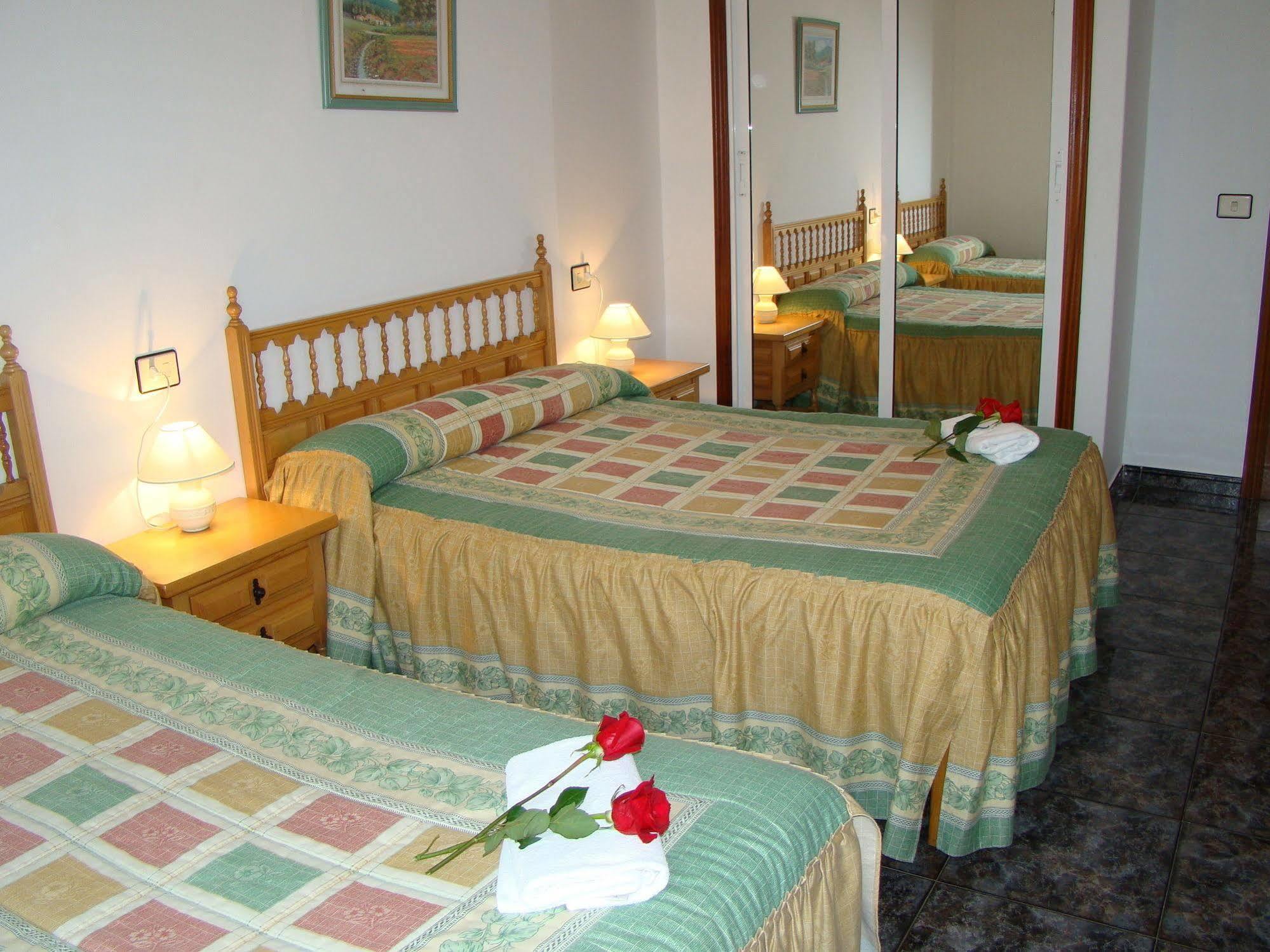 Hostal San Roque Portonovo Exterior photo
